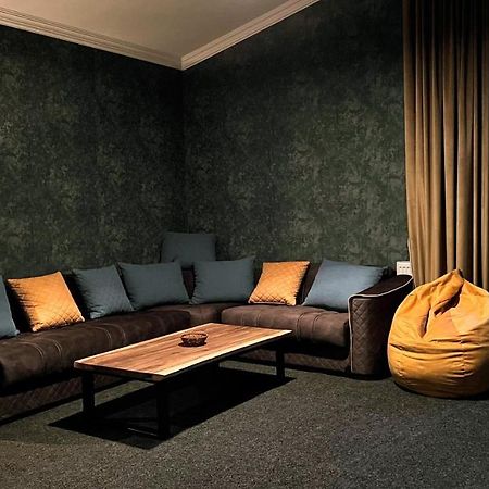 Hotel Eden Местія Екстер'єр фото