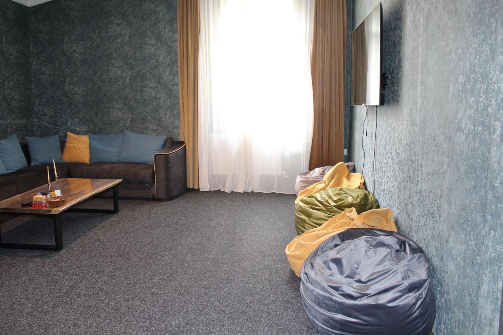 Hotel Eden Местія Екстер'єр фото