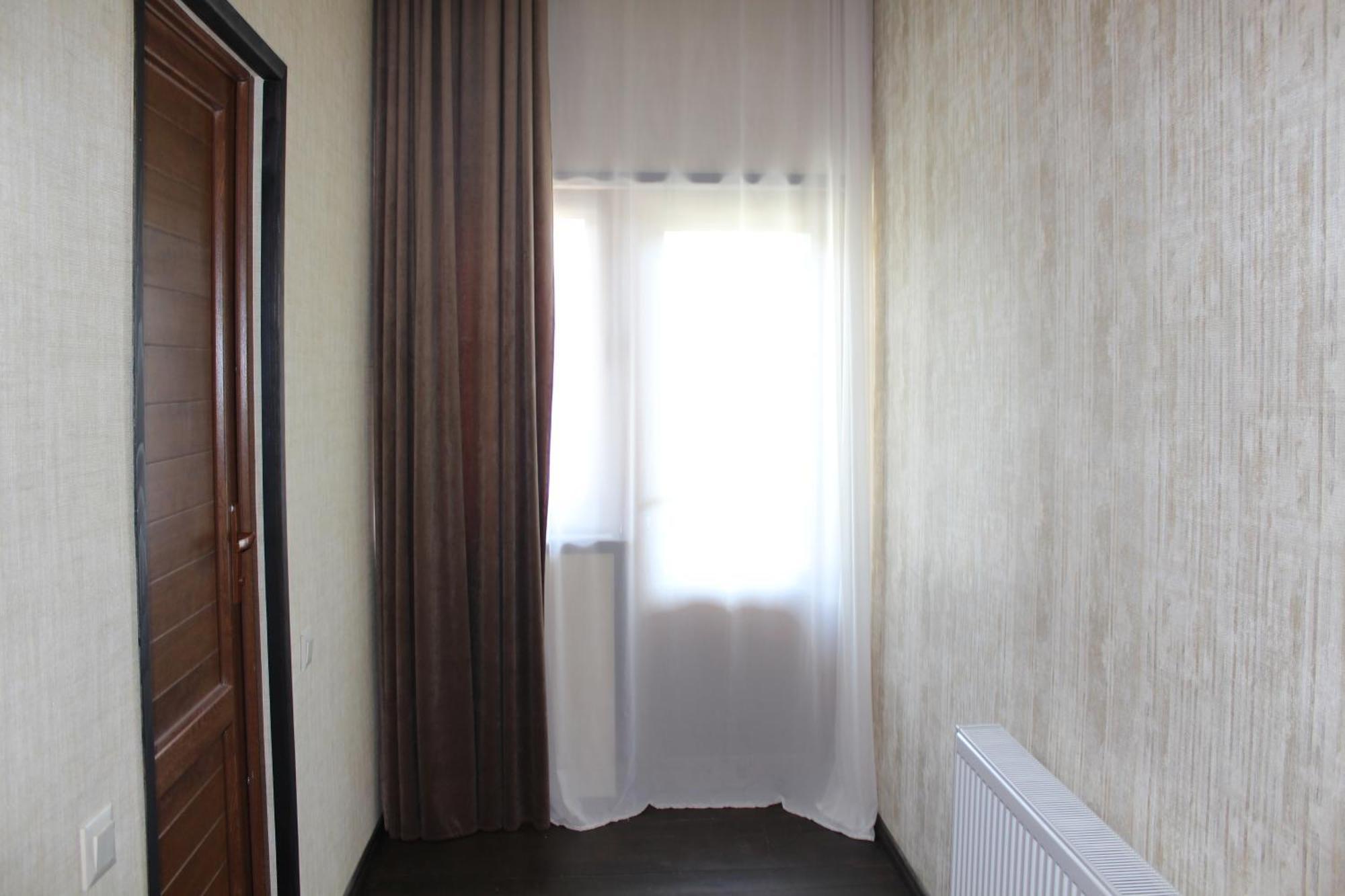 Hotel Eden Местія Екстер'єр фото